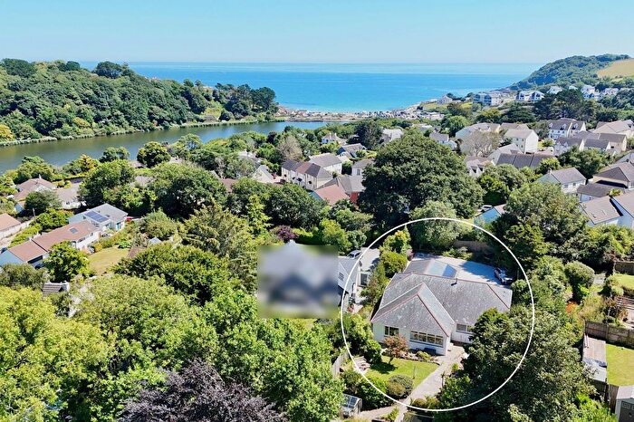 4 Bedroom Detached Bungalow For Sale In Swanpool, Falmouth, TR11