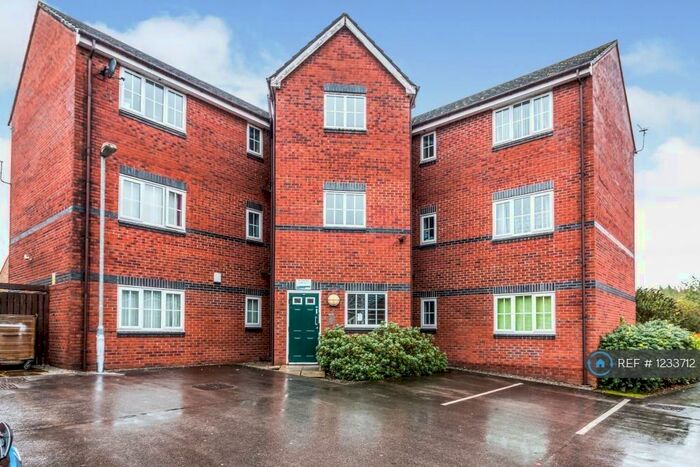 2 Bedroom Flat To Rent In Thorndale Court, Manchester, M9