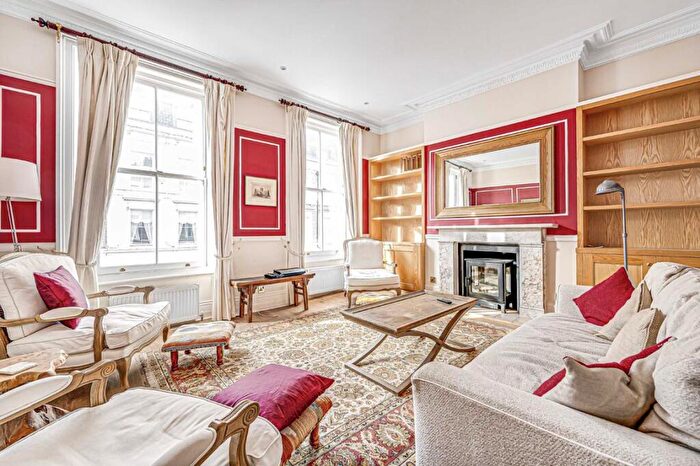 2 Bedroom Maisonette To Rent In Ifield Road, Chelsea, SW10