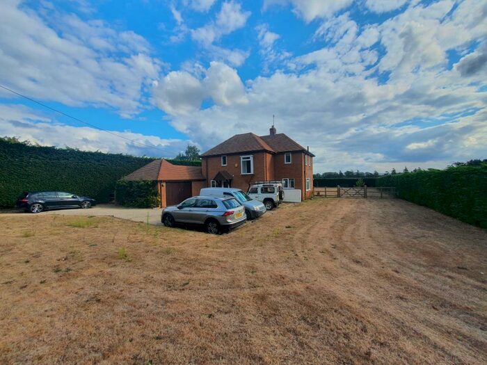 4 Bedroom Detached House For Sale In Tubney, Oxfordshire, OX13