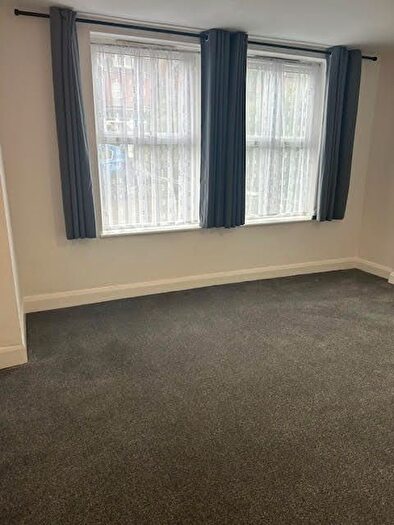 Studio To Rent In Auckland Road, Upper Norwood, London, SE19