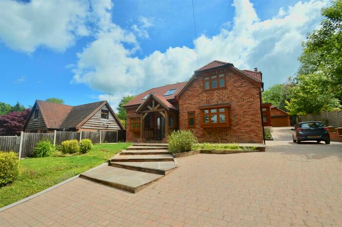 5 Bedroom Detached House To Rent In Rhododendron Avenue, Meopham, Gravesend, DA13