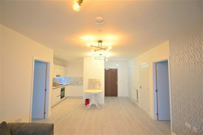 2 Bedroom Flat To Rent In Shearwater Drive, London, NW9