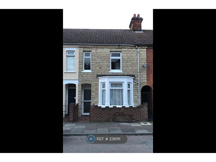 3 Bedroom Terraced House To Rent In Maryville Road, Bedford, MK42