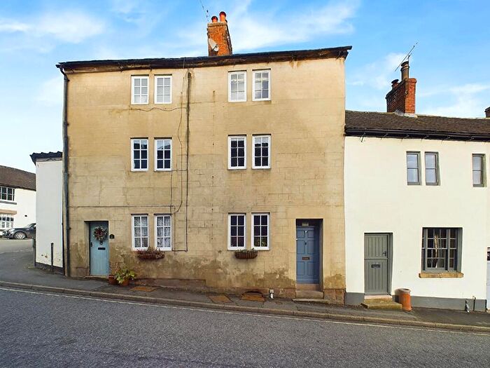 2 Bedroom Town House For Sale In Coldwell Street, Wirksworth, DE4