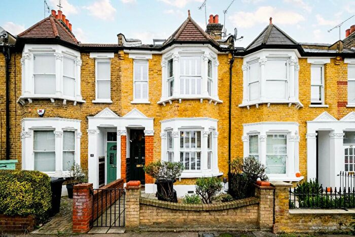 5 Bedroom Terraced House To Rent In Gordon Road, Wanstead, E11