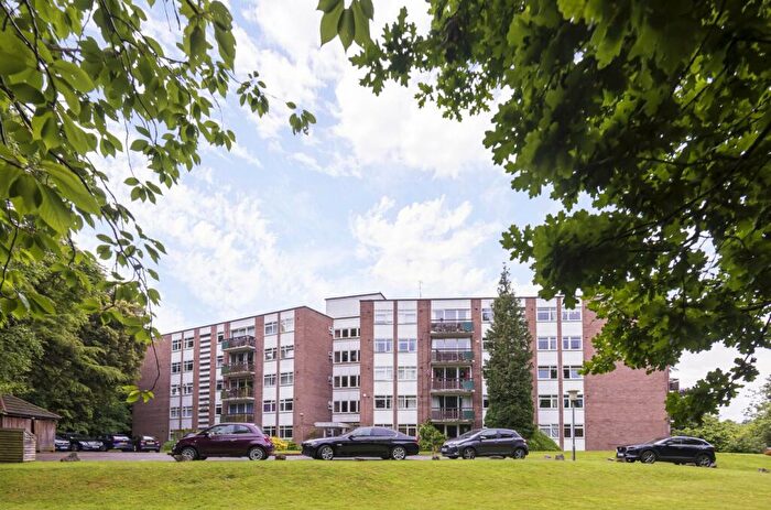 2 Bedroom Apartment To Rent In Kemnal Road, Chislehurst, BR7