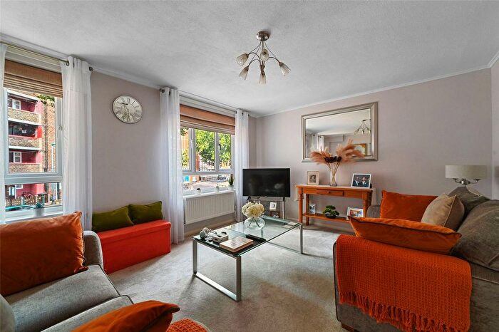 3 Bedroom Detached House For Sale In Penda's Mead, Lindisfarne Way, Hackney, London, E9