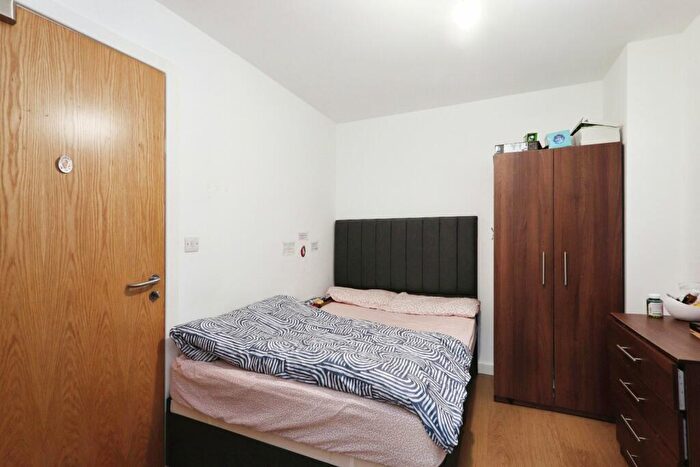 1 Bedroom Apartment For Sale In Oxford Street, Sheffield, South Yorkshire, S6