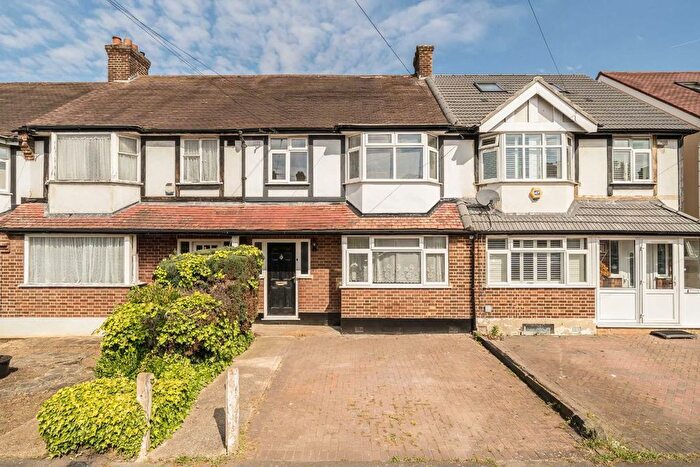 3 Bedroom Terraced House For Sale In Abbotts Road, Mitcham, CR4