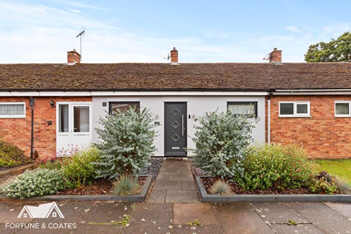 3 Bedroom Terraced House For Sale In Collins Meadow, Harlow, CM19