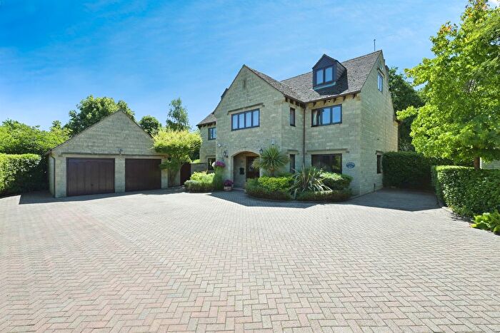 6 Bedroom Detached House For Sale In Ashleigh, Orton Wistow, Peterborough, PE2