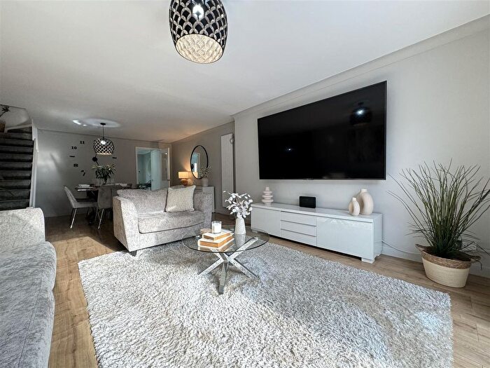 3 Bedroom Terraced House For Sale In Meadgate, Pitsea, Basildon, SS13