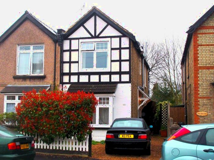 3 Bedroom Semi-Detached House To Rent In Elm Road New Malden, KT3