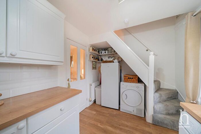 2 Bedroom Cottage For Sale In Sandy Lane, Heswall, CH60