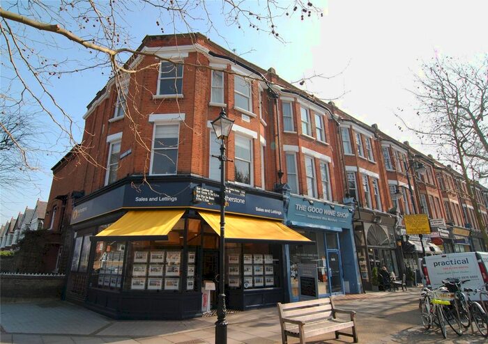 2 Bedroom Flat To Rent In Royal Parade, Richmond, TW9