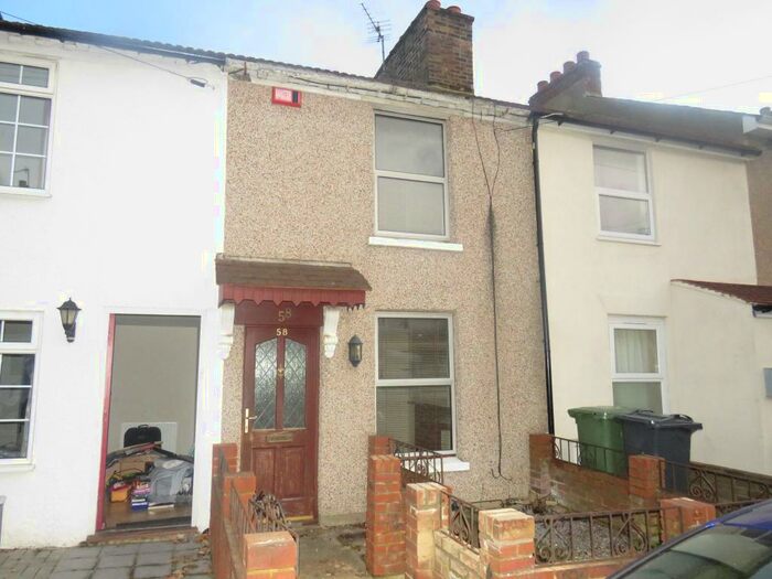 2 Bedroom House To Rent In Peel Street, Maidstone, ME14