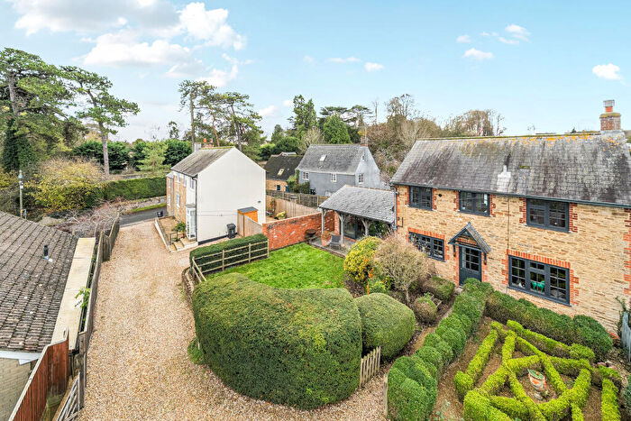 4 Bedroom Detached House For Sale In Eastrop, Highworth, Swindon, SN6