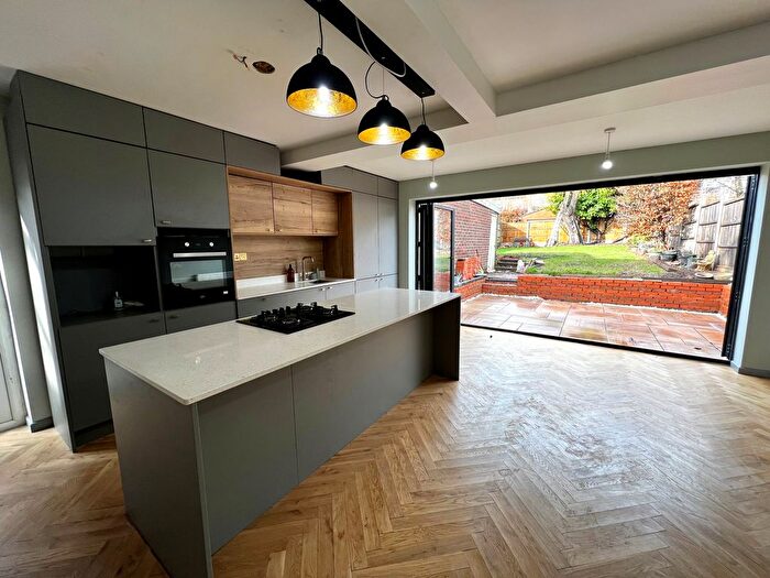 4 Bedroom Property To Rent In Winsford Avenue, Coventry, CV5