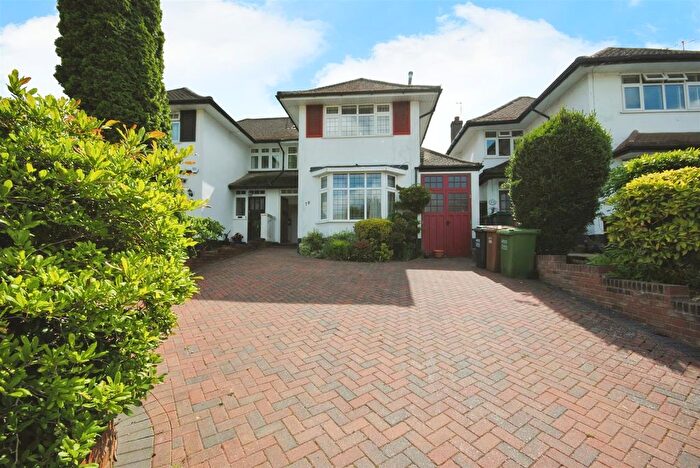 4 Bedroom Semi-detached House For Sale In Hillcroft Crescent, Watford, WD19