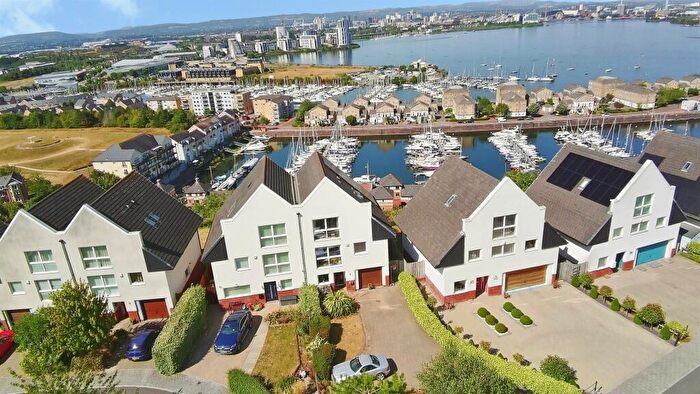 4 Bedroom Semi Detached House For Sale In Royal Close, Penarth, CF64