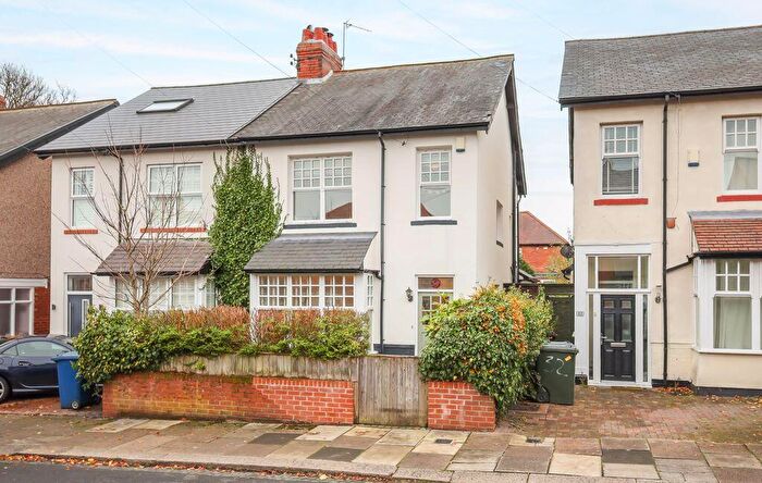 3 Bedroom Semi Detached House For Sale In Elmfield Gardens, Gosforth, Newcastle Upon Tyne, NE3