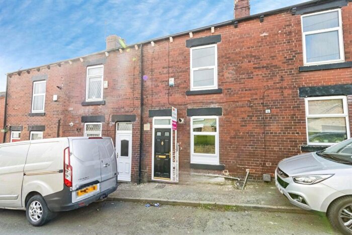 3 Bedroom Terraced House For Sale In New Street, Darfield, Barnsley, S73