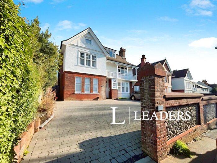 2 Bedroom Flat To Rent In Dyke Road, Brighton, East Sussex, BN1