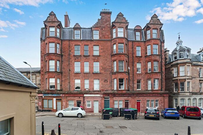 3 Bedroom Flat For Sale In / Bath Street, Portobello, Edinburgh, EH15