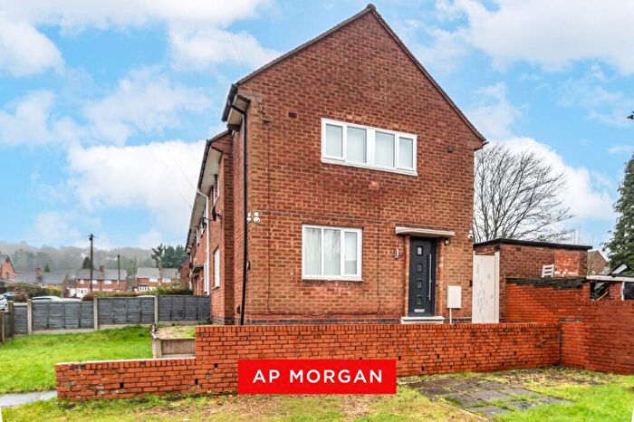 3 Bedroom Semi Detached House To Rent In Roseleigh Road, Rednal, Birmingham, West Midlands, B45