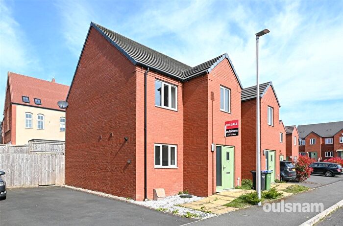 3 Bedroom Semi-detached House To Rent In John Brooks Avenue, Smethwick, West Midlands, B66