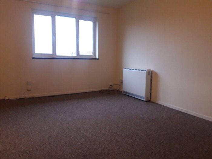 2 Bedroom Terraced House To Rent In Mansfield Gardens, Didcot, Oxfordshire, OX11