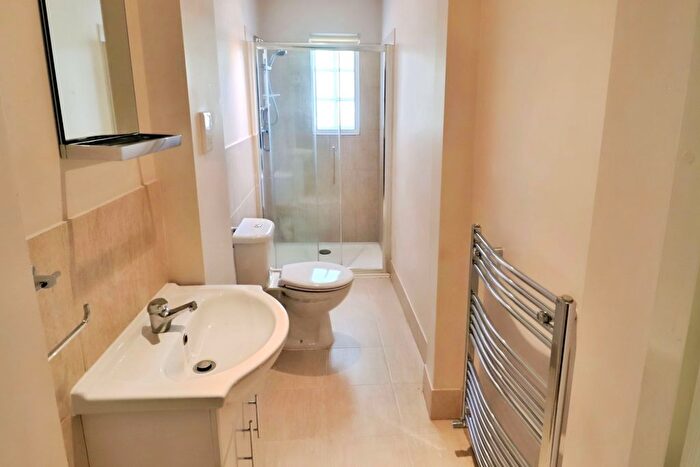 2 Bedroom Flat To Rent In Burnham House, Elms Road, Knighton, Leicester, LE2