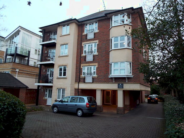 2 Bedroom Flat To Rent In Winn Road, Southampton, SO17
