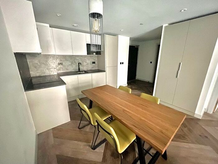 2 Bedroom Flat To Rent In Ancoats Gardens, Bendix Street, Manchester, M4