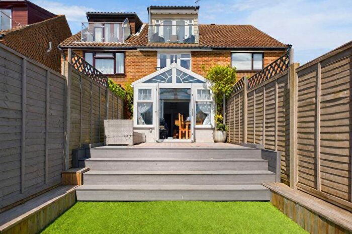 4 Bedroom Town House For Sale In Willlow Way, Christchurch Town Centre, BH23