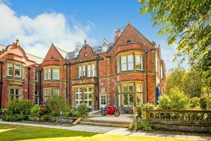 2 Bedroom Apartment For Sale In Apartment Strathalyn, Rossett, Wrexham, Clwyd, LL12