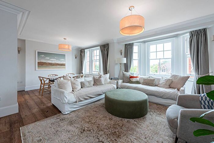 4 Bedroom Flat For Sale In The Pryors, Hampstead, London, NW3