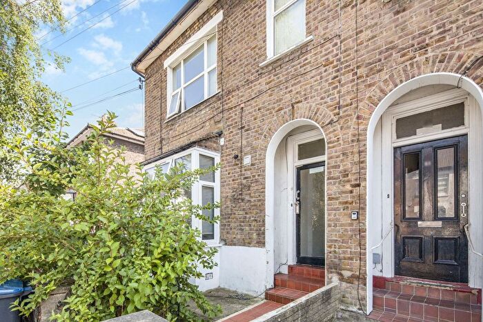 Studio To Rent In Clarence Road, Croydon, CR0