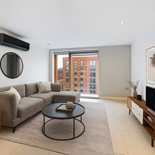 2 Bedroom Apartment To Rent In Apt . :: Ice Plant, M4