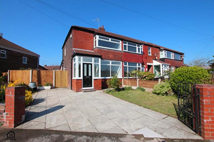 2 Bedroom Terraced House To Rent In Somerford Road, Stockport, SK5