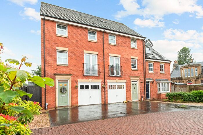 4 Bedroom Town House For Sale In Wilkie Place, Larbert, FK5