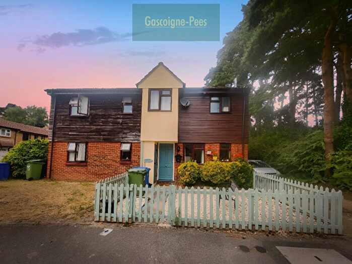 1 Bedroom House To Rent In Hythe Close, Bracknell, RG12