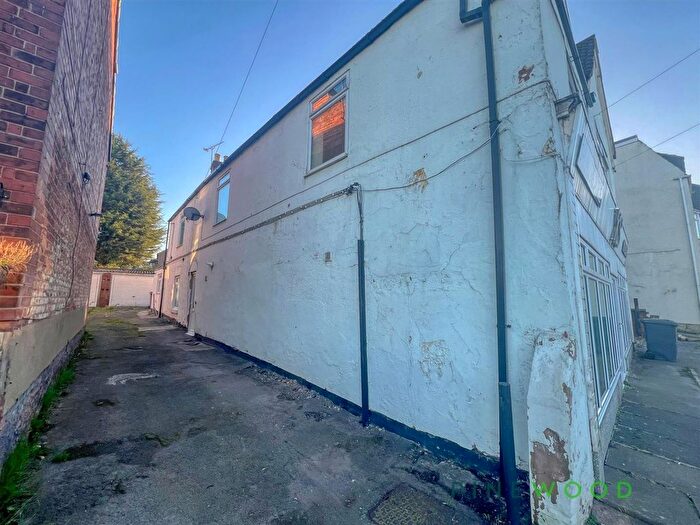 2 Bedroom Flat To Rent In Church Street, Clowne, S43