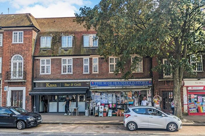 1 Bedroom Flat To Rent In Market Place Hampstead Garden Suburb, NW11