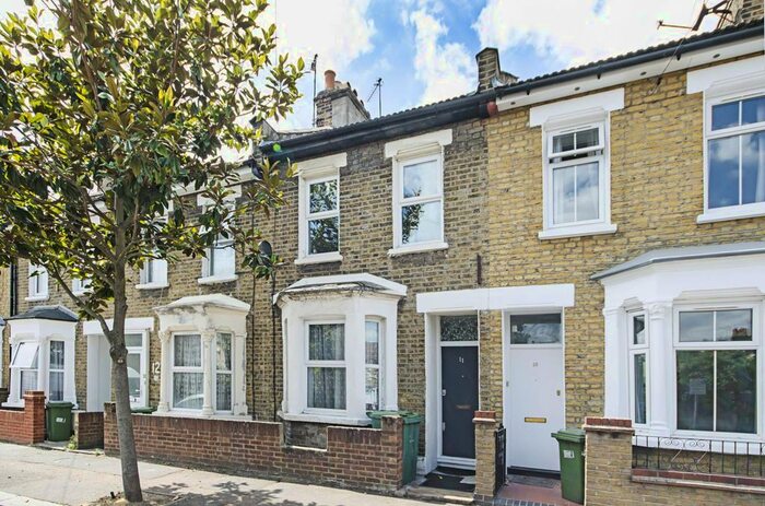 2 Bedroom Property To Rent In Maiden Road, Stratford, London, E15