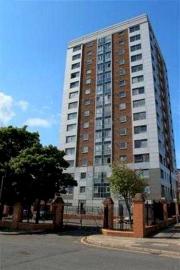 2 Bedroom Flat To Rent In Bispham House, Lace Street, Liverpool, L3