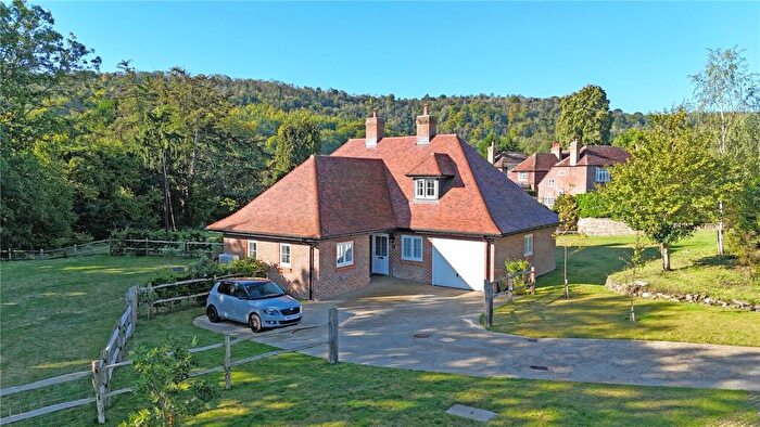 4 Bedroom Detached House For Sale In Graffham, West Sussex, GU28