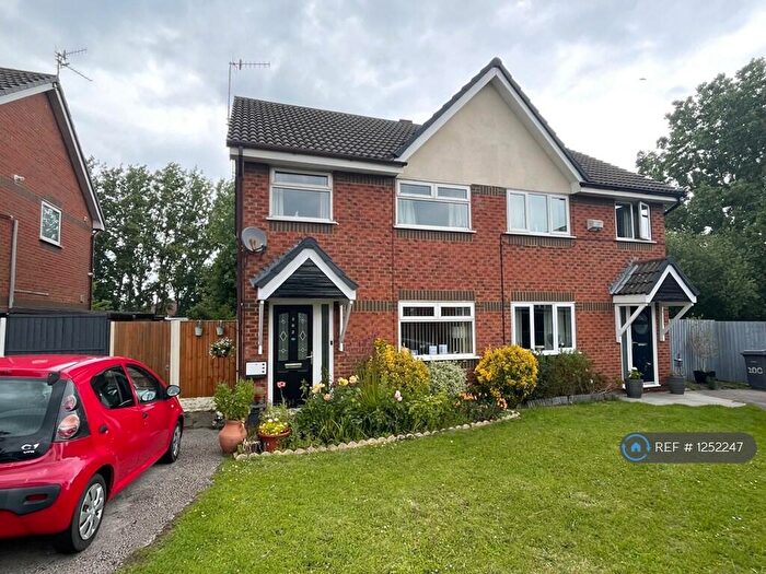 3 Bedroom Semi-Detached House To Rent In Big Meadow Road, Wirral, CH49