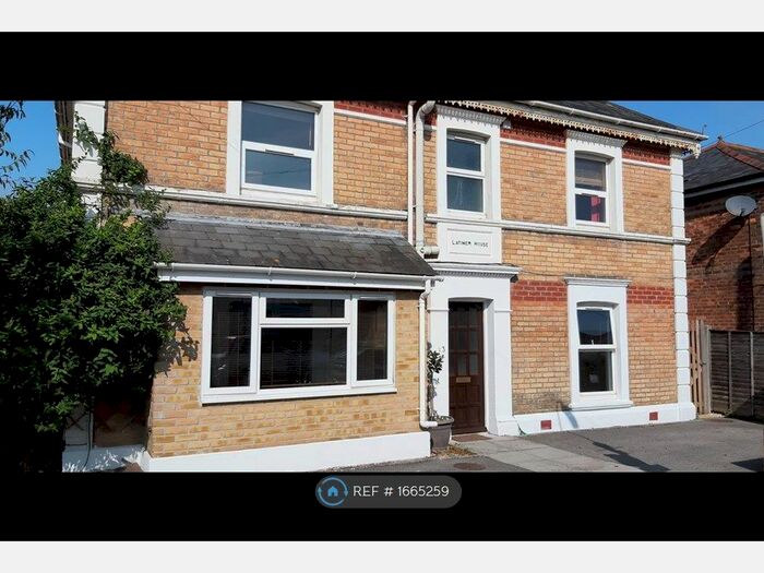 1 Bedroom Flat To Rent In Latimer House, Bournemouth, BH9